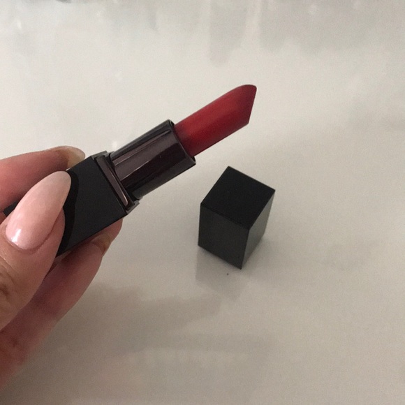 Mini creme smooth lip color - Picture 1 of 2
